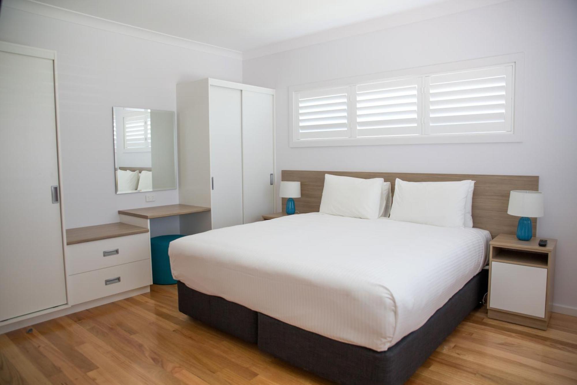 Amooran Oceanside Apartments And Motel Narooma Exterior photo